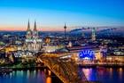 Workouts in Cologne. Cityscape 