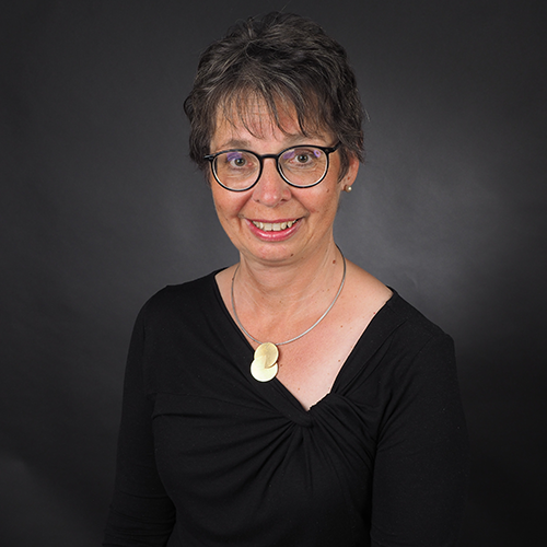  Jutta Bleuel